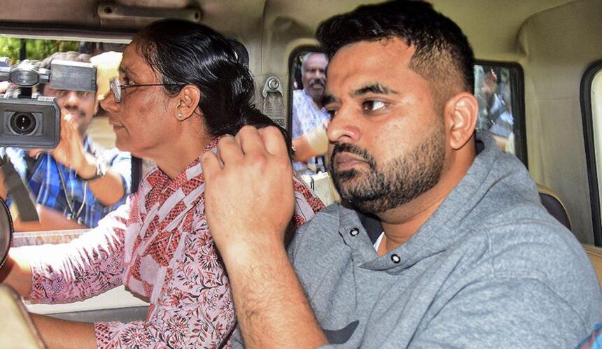 ಅತ್ಯಾಚಾರ ಪ್ರಕರಣದಲ್ಲಿ ಪ್ರಜ್ವಲ್ ರೇವಣ್ಣ ದೋಷಿ