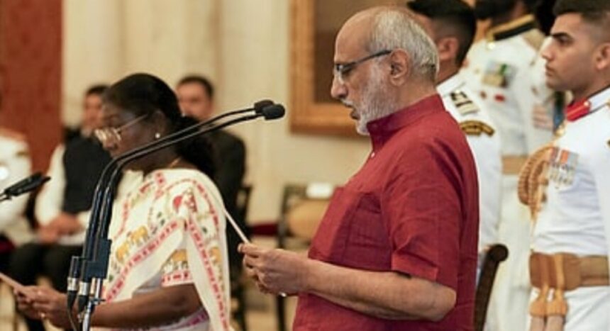 ಉಪರಾಷ್ಟ್ರಪತಿಯಾಗಿ ಪ್ರಮಾಣವಚನ ಸ್ವೀಕರಿಸಿದ ರಾಧಾಕೃಷ್ಣನ್