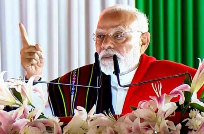 ಮಣಿಪುರಕ್ಕೆ ಪ್ರಧಾನಿ ಭೇಟಿ : ಮಕ್ಕಳಿಗೆ ಉನ್ನತ ಶಿಕ್ಷಣ ನೀಡಲು ಕರೆ