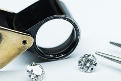 ಗಣಿ ಪ್ರದೇಶದಲ್ಲಿ ಮೂರು ವಜ್ರಗಳು ಪತ್ತೆ