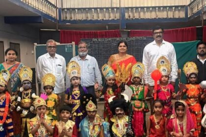 ಕಾರಟಗಿ ಆರ್ ವಿ ಎಸ್ ಆರ್ ಶಾಲೆ ಮಕ್ಕಳಿಂದ ನವಶಕ್ತಿ ವೈಭವ ನಾಟಕ ಪ್ರದರ್ಶನ