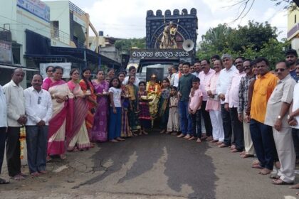 ರಾಮತೀರ್ಥ ನಗರಕ್ಕೆ ಚನ್ನಮ್ಮ ಜ್ಯೋತಿ ಆಗಮನ : ನಾಗರಿಕರಿಂದ ಅಭೂತಪೂರ್ವ ಸ್ವಾಗತ