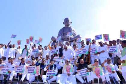 ಬಿಜೆಪಿ ದ್ವೇಷ ರಾಜಕಾರಣದ ವಿರುದ್ಧ ಕಾಂಗ್ರೆಸ್ ಪ್ರತಿಭಟನೆ