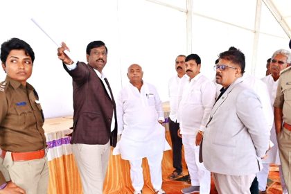 ಸಿಎಂ, ಡಿಸಿಎಂ  ಸ್ವಾಗತಕ್ಕೆ ಯಾಲಕ್ಕಿ ಕಂಪಿನ ನಗರಿ ಸಜ್ಜು ; ಮೆಡಿಕಲ್‌ ಕಾಲೇಜು ಕಟ್ಟಡ ಉದ್ಘಾಟನೆ ಇಂದು* ಸಿದ್ಧತೆ ಪರಿಶೀಲಿಸಿದ ಸಚಿವ ಶಿವಾನಂದ ಪಾಟೀಲ